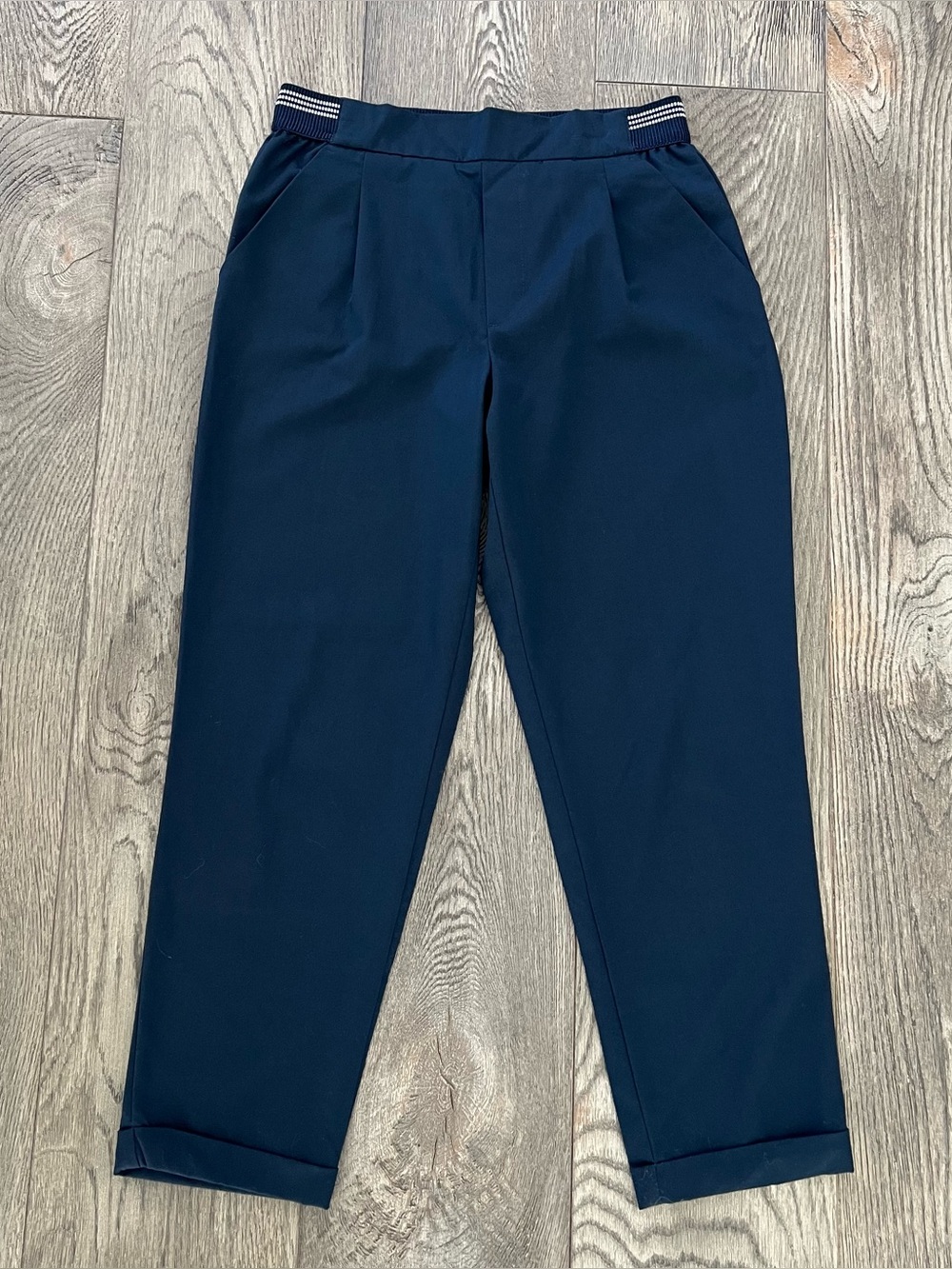 ZARA Trafaluc Navy Blue Pull On Pleated Rolled Cuff Crop Pants Size XS